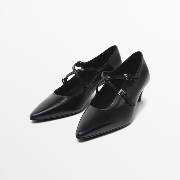 Massimo Dutti Shoes - NWT. Massimo Dutti Black Leather High-Heel Criss-Cross Straps Shoes. Size 6,5.
